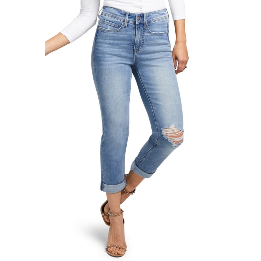Curves 360 NYDJ Light Wash Straight Leg Jeans 24